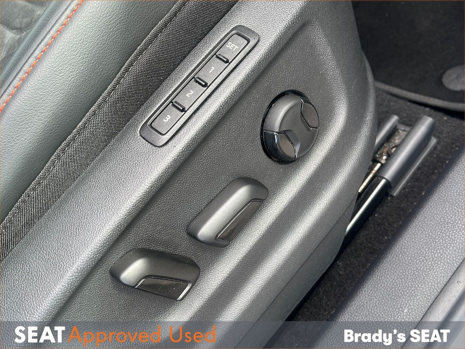 SEAT Ateca 2.0TDI 150HP DSG 4DRIVE FR PLUS *24 MONTH SEAT APPROVED WARRANTY* — thumbnail 26