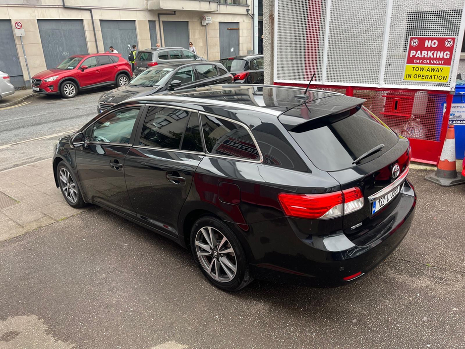 2013 Toyota Avensis 2L Diesel For Sale Images