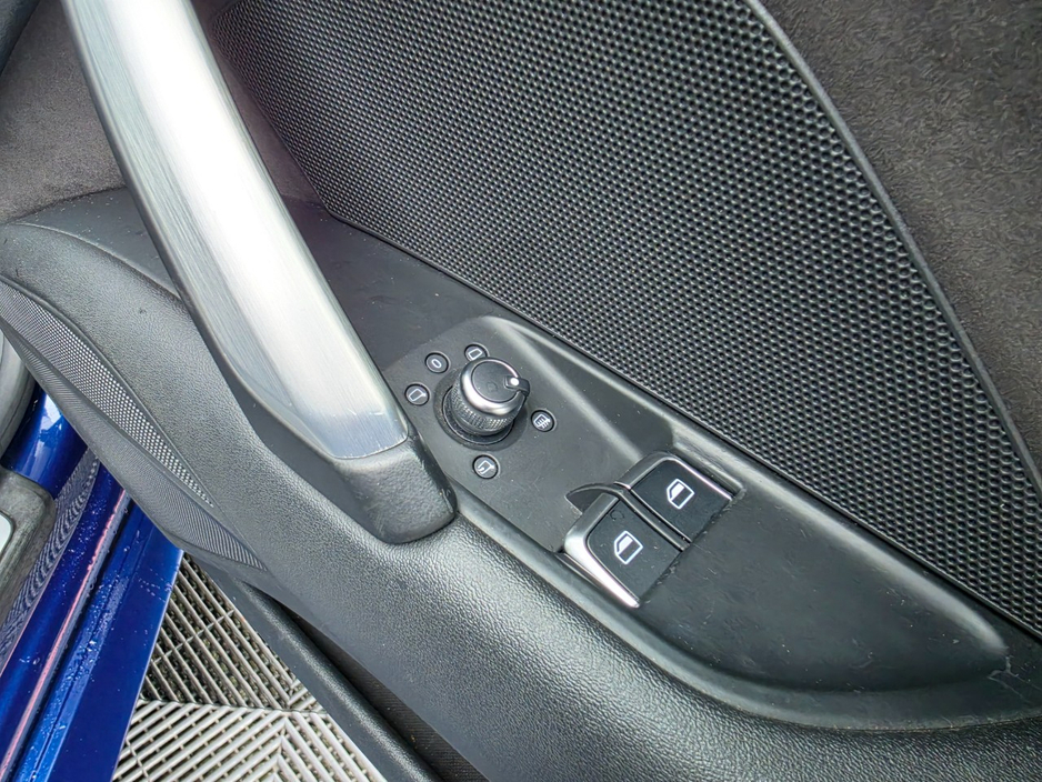 2016 Audi TT 2L Petrol For Sale Images