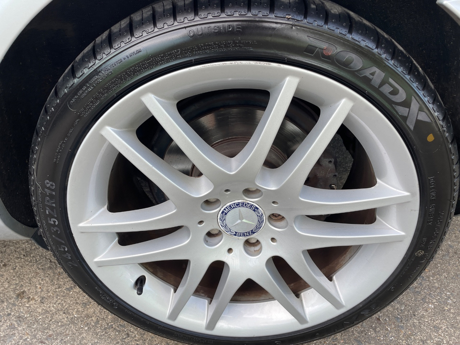 2008 Mercedes-Benz SLK Class 1.8L Petrol For Sale Images