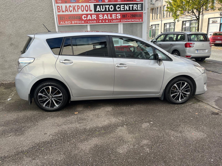 2018 Toyota Verso For Sale Images