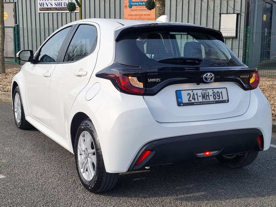 2024 Toyota Yaris 1.5L Petrol Hybrid For Sale Images