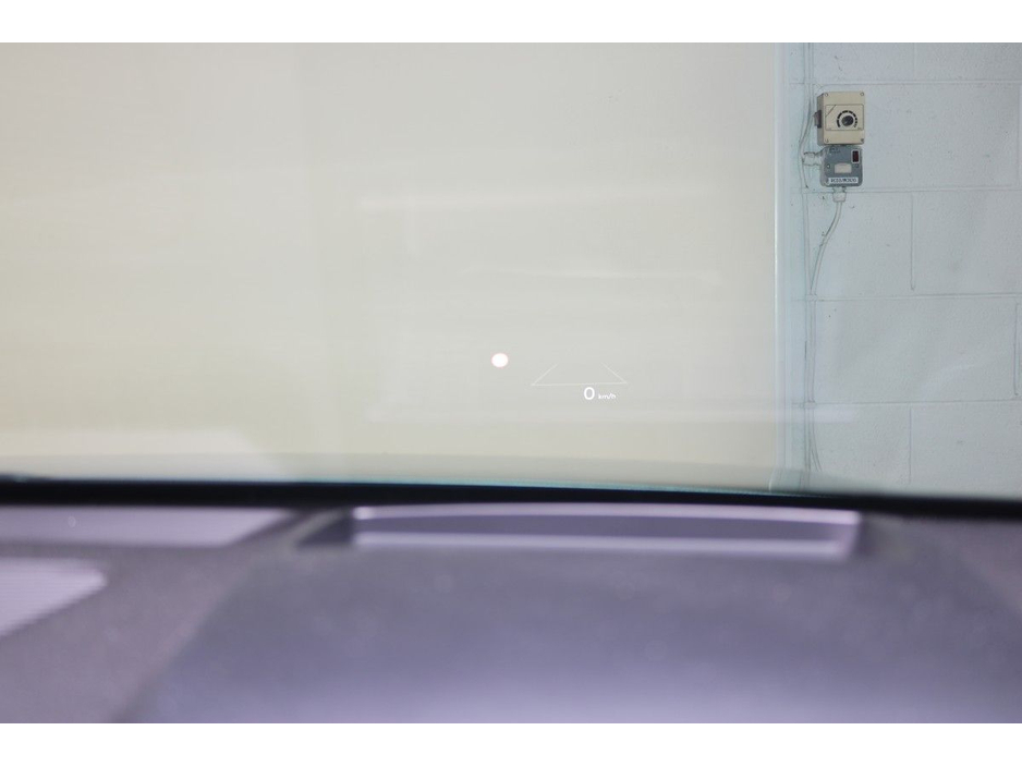 Hyundai Kona Electric Platinum 65KWH EV - — thumbnail 16