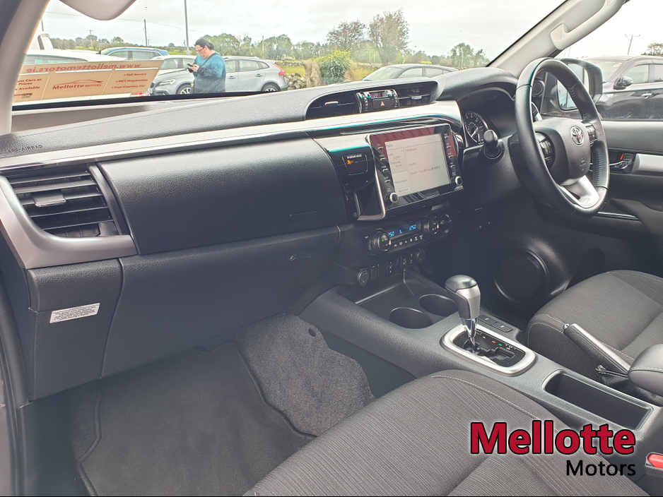2023 Toyota Hilux 2.8L Diesel For Sale Images