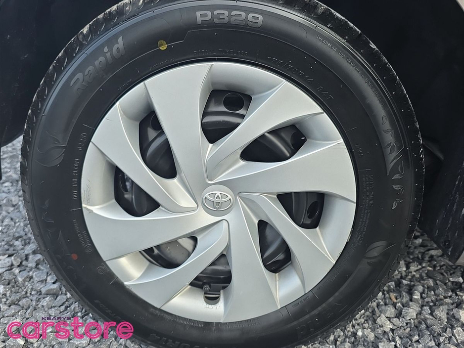 Toyota Yaris Hybrid X — thumbnail 14