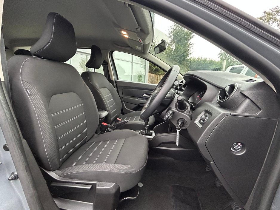 2023 Dacia Duster 1L Petrol For Sale Images