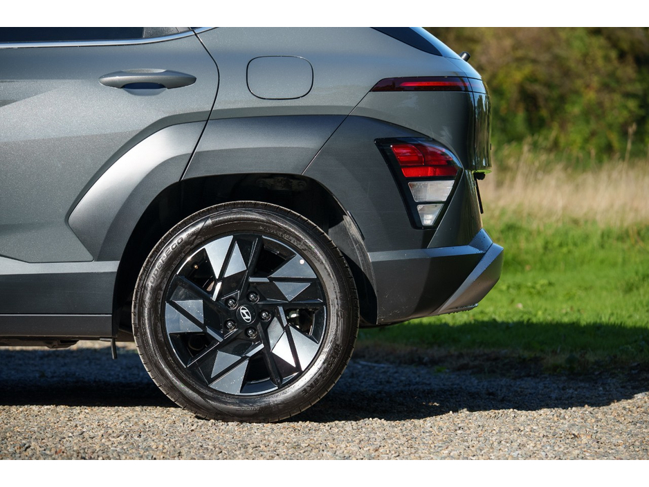 2026 Hyundai Kona 1.6L Petrol Hybrid For Sale Images