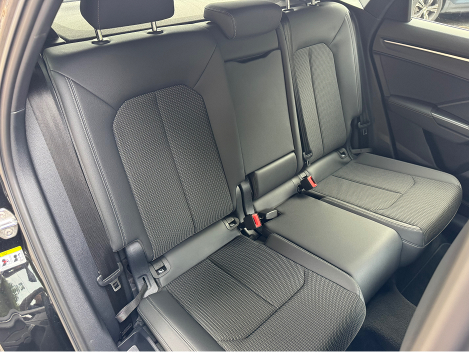 2023 Audi Q3 1.4L Petrol Plug-in Hybrid For Sale Images