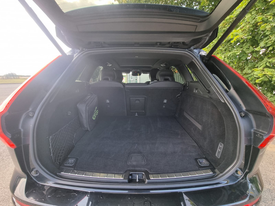 2020 Volvo XC60 2L Petrol Plug-in Hybrid For Sale Images
