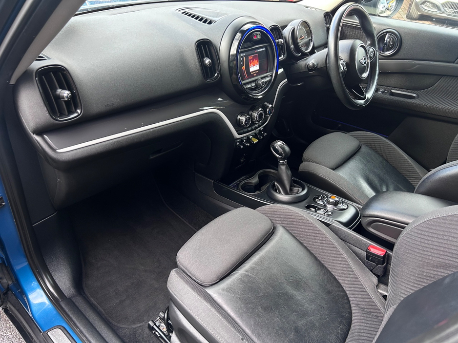 2018 MINI Countryman 1.5L Petrol Plug-in Hybrid For Sale Images