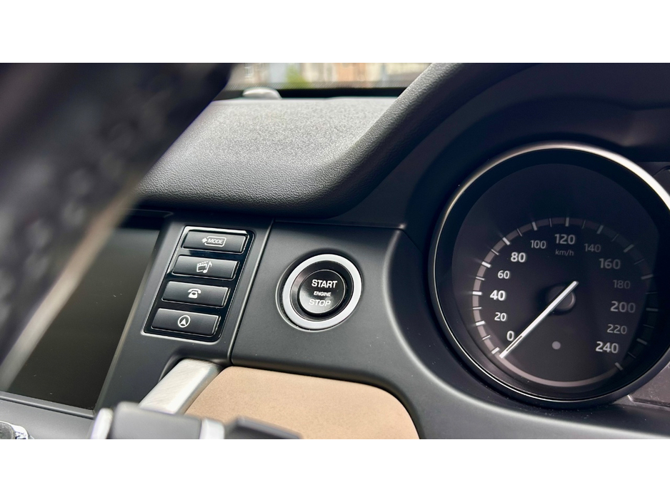 2018 Land Rover Discovery 2L Diesel For Sale Images