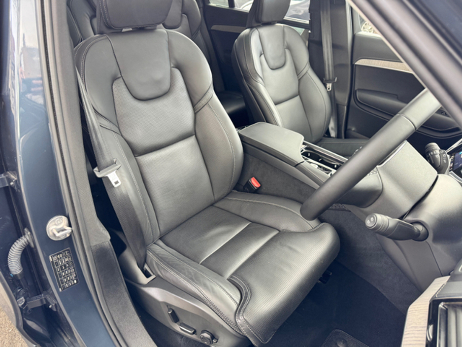 2024 Volvo XC90 2.0L Hybrid For Sale Images