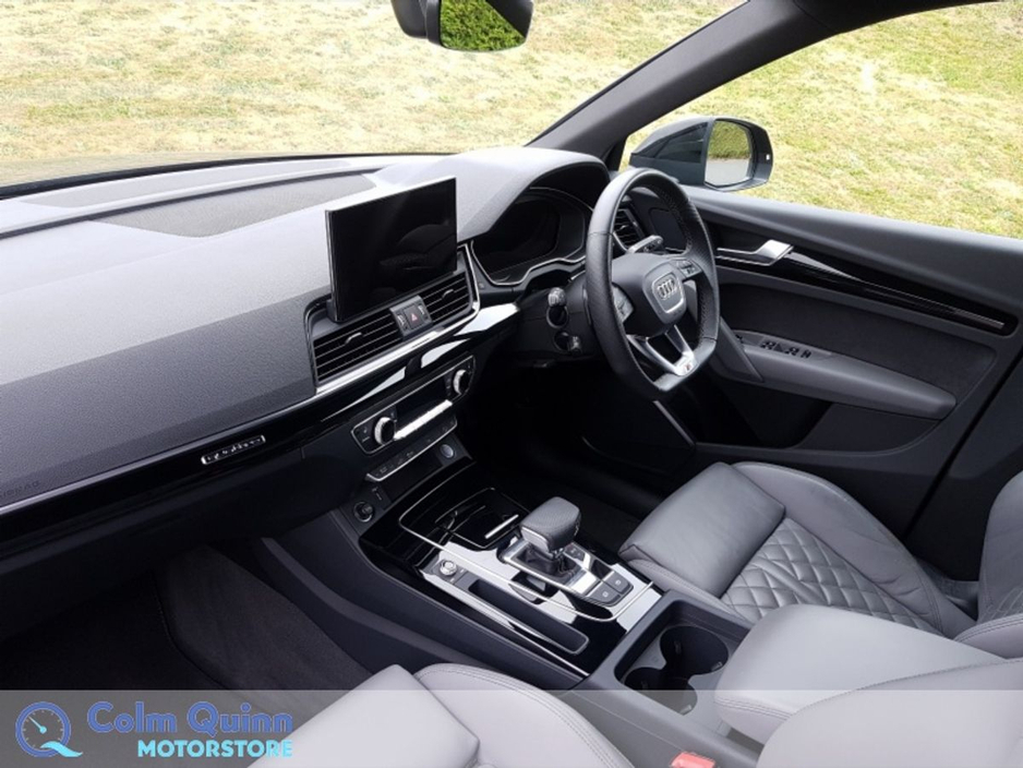 2024 Audi Q5 2L Petrol Plug-in Hybrid For Sale Images