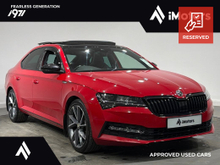 Skoda Superb SportLine 2.0 TDI 150 | Sunroof, Heated Seats, Camera