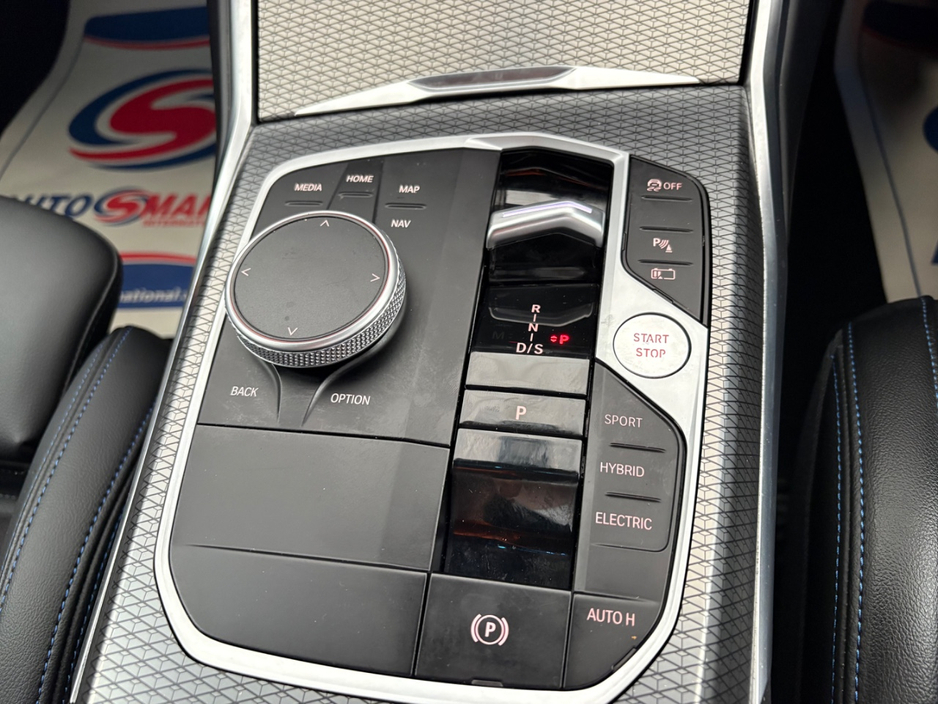 2023 BMW 3 Series 2L Hybrid For Sale Images