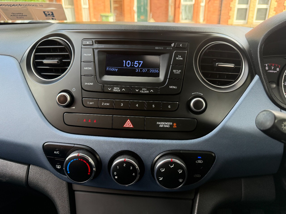2015 Hyundai i10 1L Petrol For Sale Images