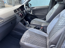 2024 Volkswagen Tiguan 1.4L Hybrid For Sale Images