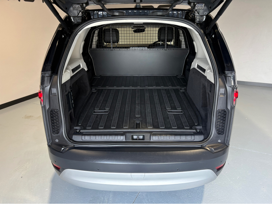 2022 Land Rover Discovery 3.0L Diesel For Sale Images