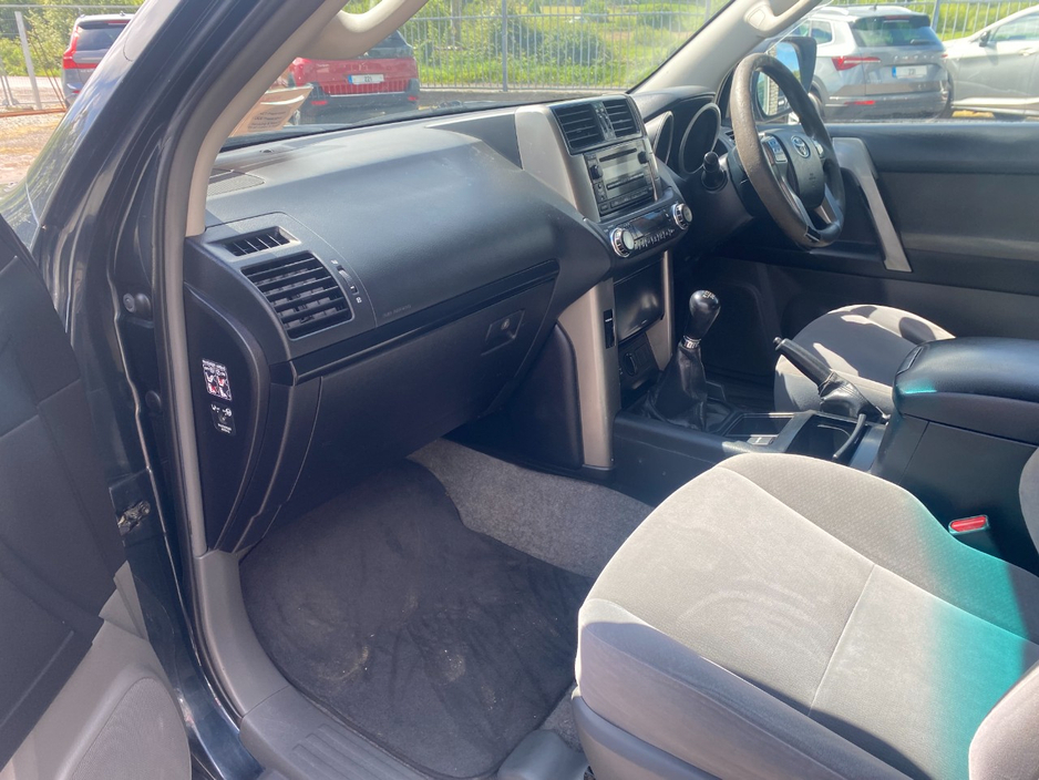 2011 Toyota Landcruiser 3L Diesel For Sale Images