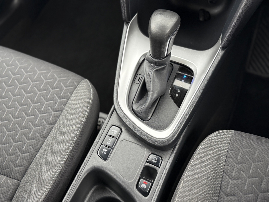 2024 Toyota Yaris Cross 1.5L Petrol Hybrid For Sale Images