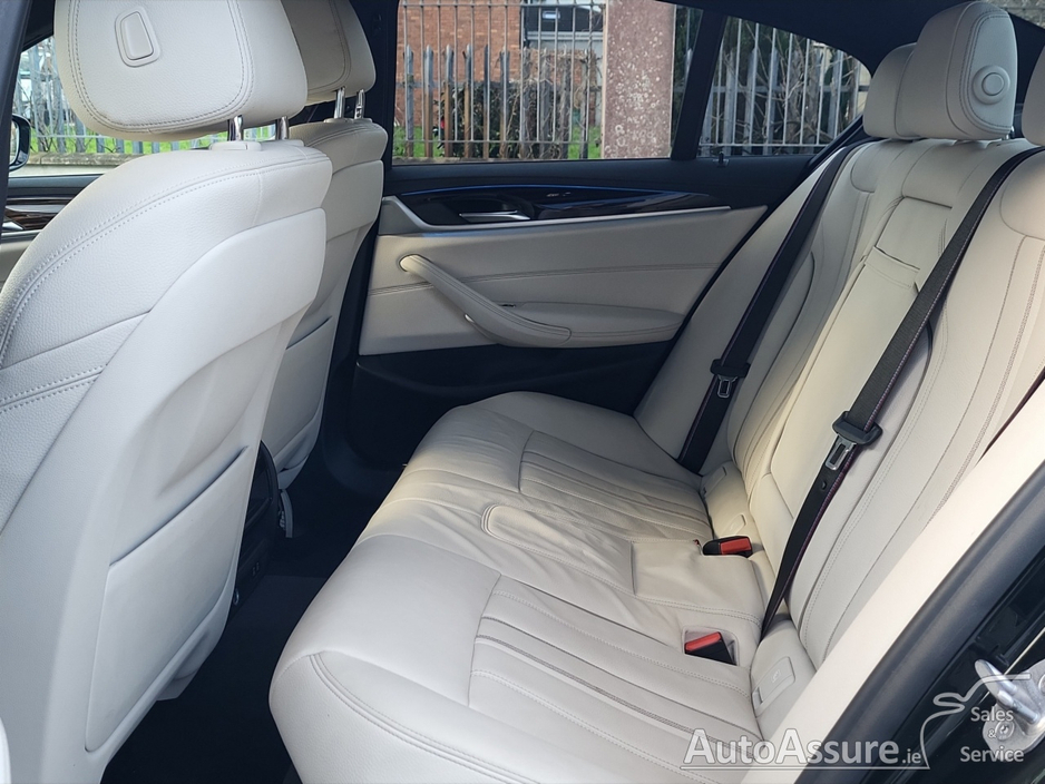 2023 BMW 5 Series 2L Petrol Plug-in Hybrid For Sale Images