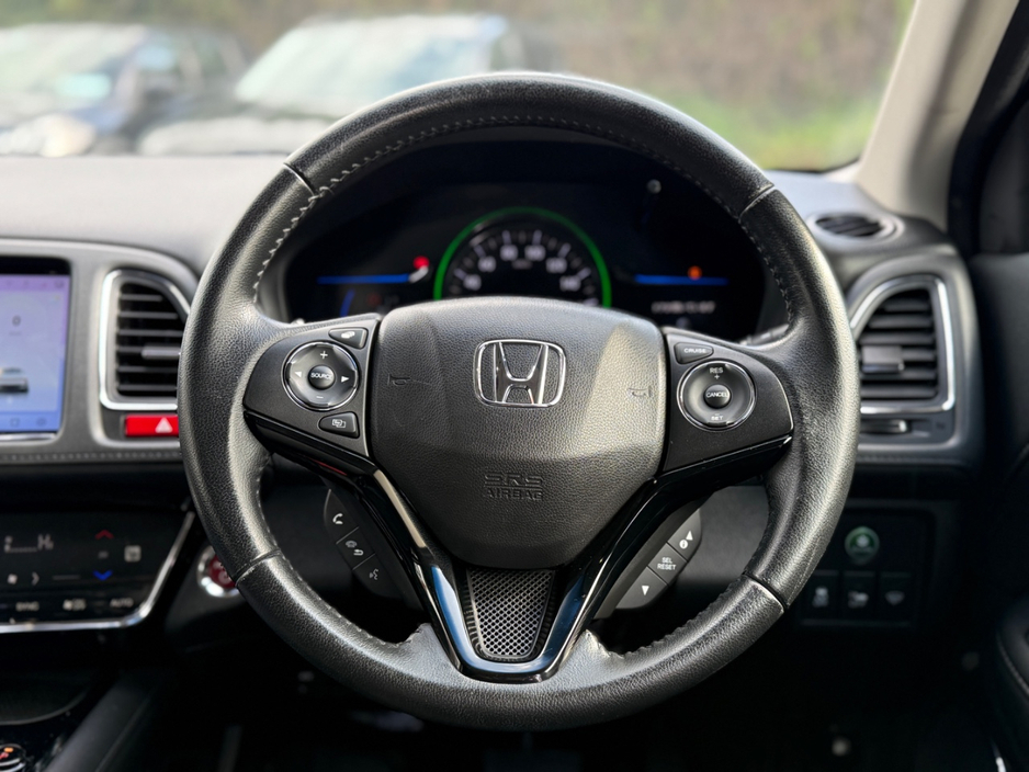 2014 Honda Vezel 1.4L Petrol Hybrid For Sale Images