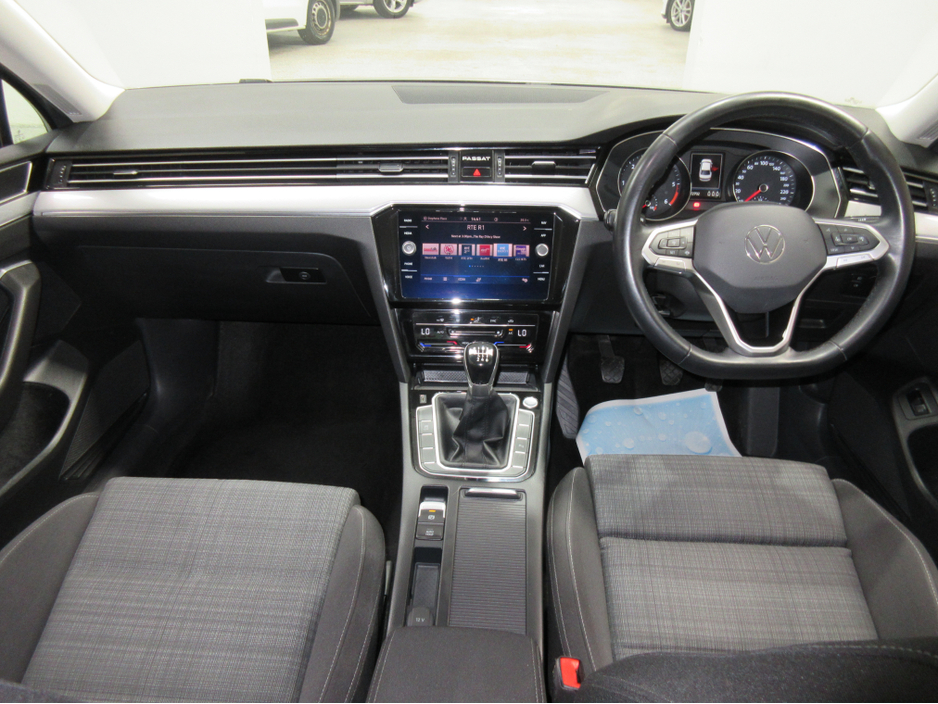 2021 Volkswagen Passat 2.0L Diesel For Sale Images