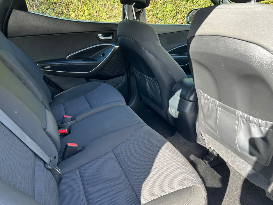 2017 Hyundai Santa Fe 2.2L Diesel For Sale Images