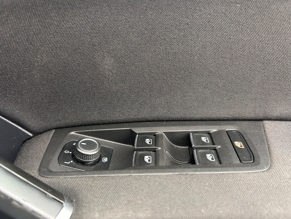 2016 Volkswagen Touran 1.6L Diesel For Sale Images