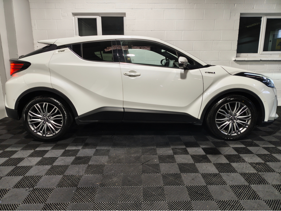 2022 Toyota C-HR 1.8L Petrol Hybrid For Sale Images