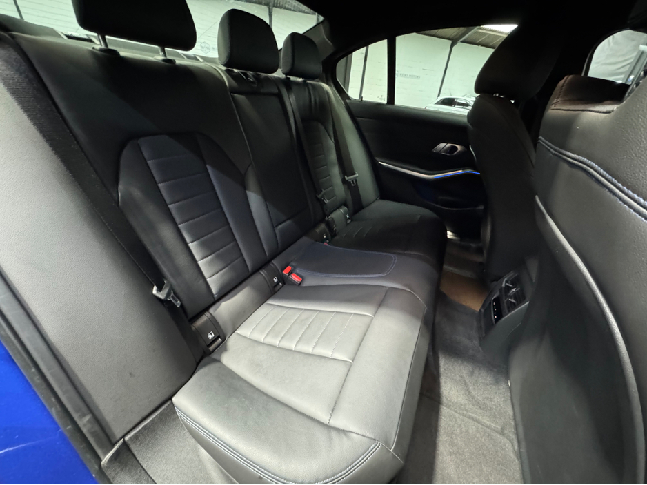 2022 BMW 3 Series 2.0L Diesel For Sale Images