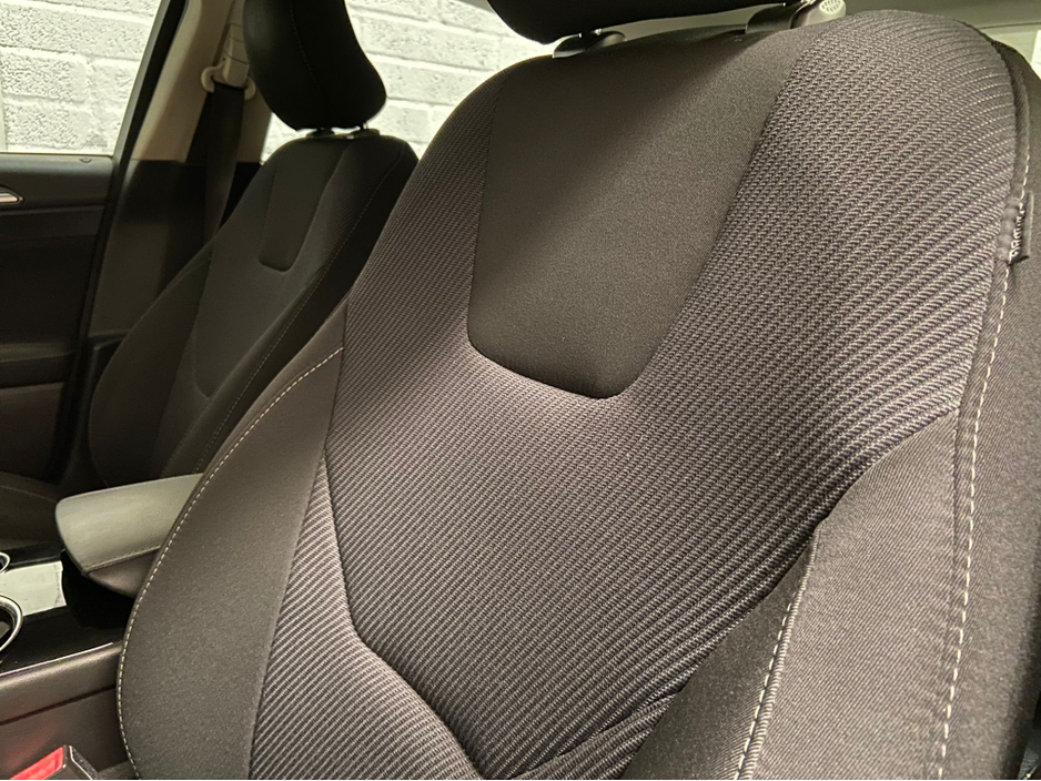 2015 Ford Mondeo 2.0L Diesel from Inclusive Car Sales CarsIreland.ie