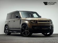 Land Rover Defender 110 2.0 SD4 *7 SEATER*