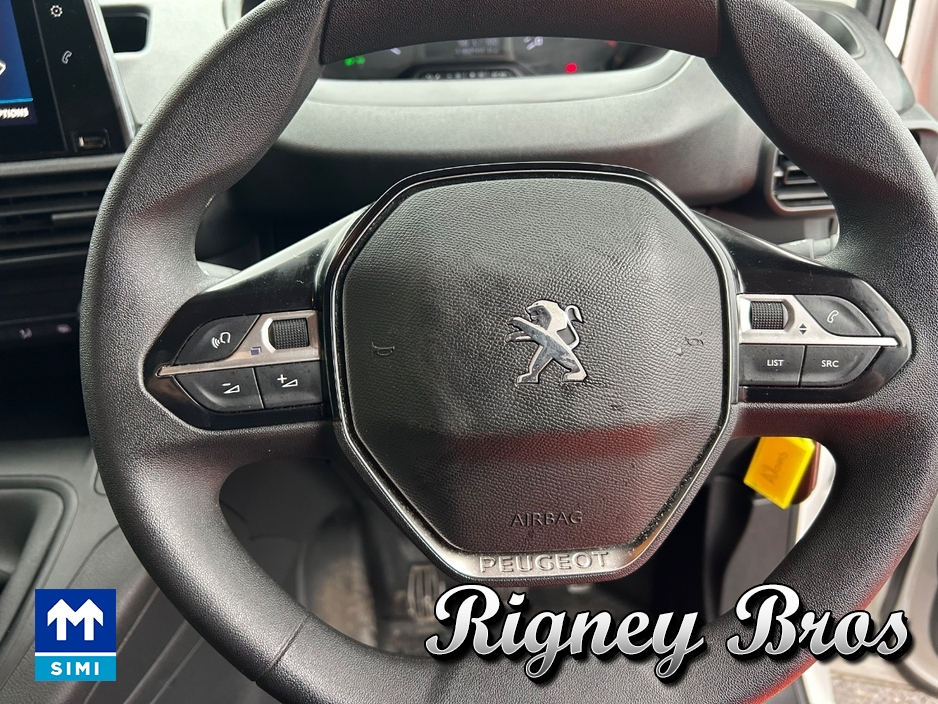 2022 Peugeot Partner 1.5L Diesel For Sale Images