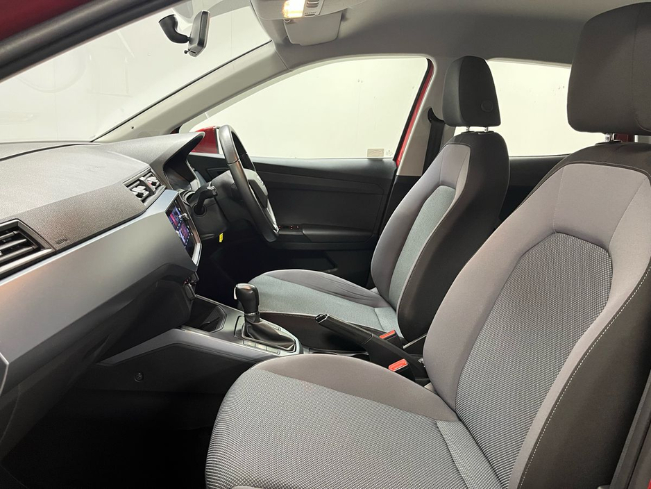 SEAT Arona SE Plus DSG 1.0TSI 115BHP - Parking Sensors - Sat Nav - Air-Conditioning - Cruise Control - Auto Lights/Wipers - Apple CarPlay/Android Auto — thumbnail 19