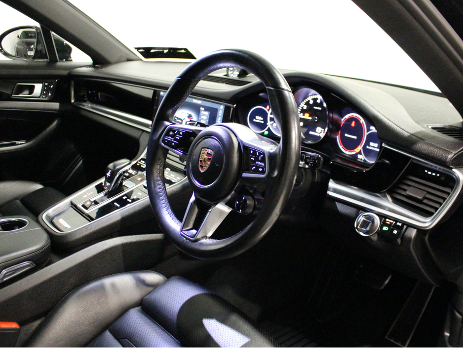 2018 Porsche Panamera 2.9L Petrol Plug-in Hybrid For Sale Images