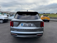 2021 Kia Sorento 1.6L Petrol Plug-in Hybrid For Sale Images