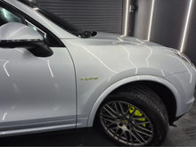 2017 Porsche Cayenne 3L Petrol Plug-in Hybrid For Sale Images