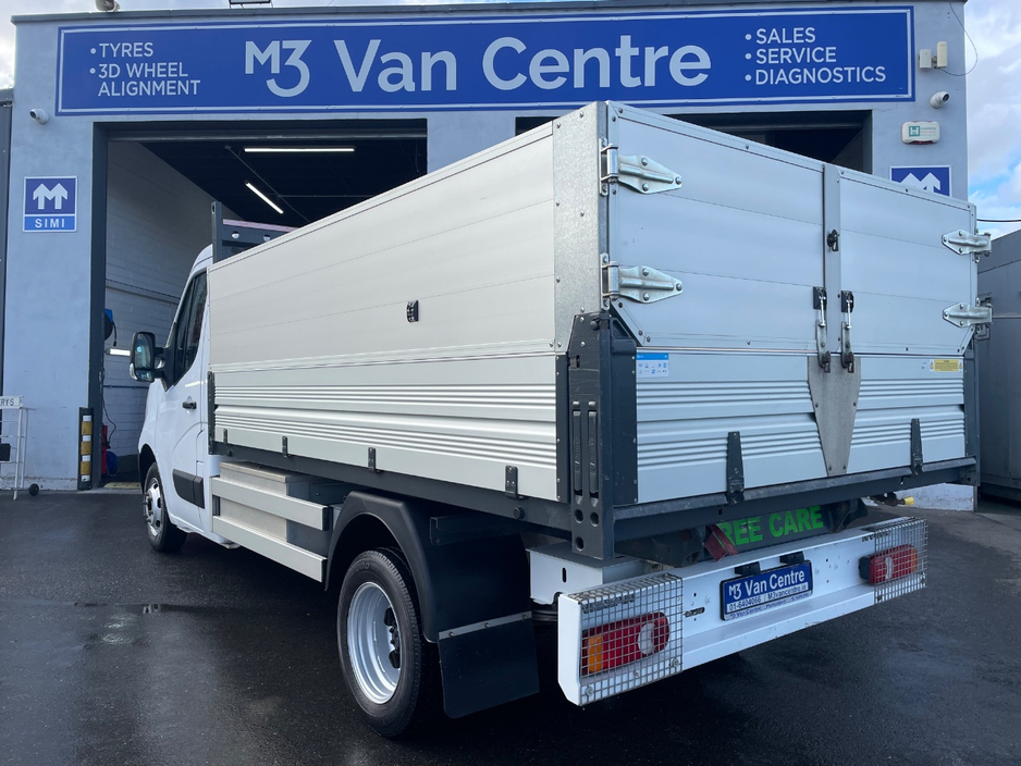 2021 Nissan NV400 2.3L Diesel For Sale Images