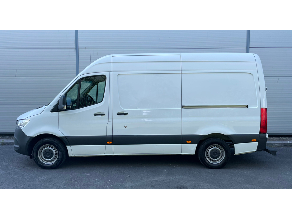 Used Mercedes-Benz Sprinter  (2021)