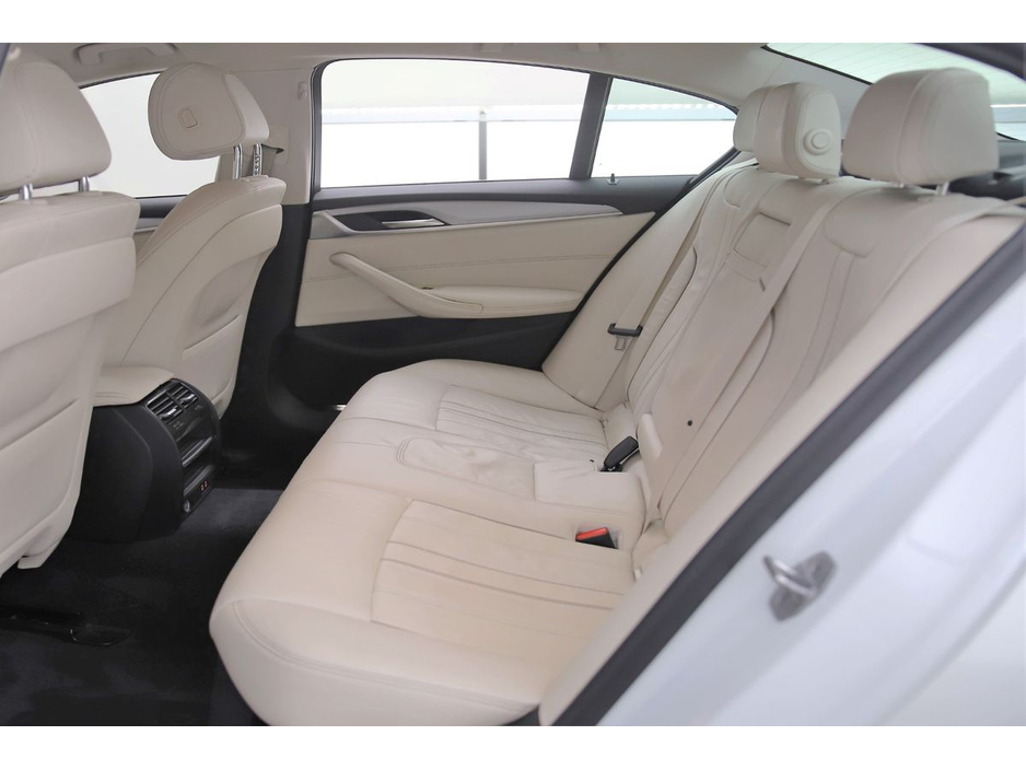 BMW 5 Series 520D SE *BEIGE LEATHER* — thumbnail 16