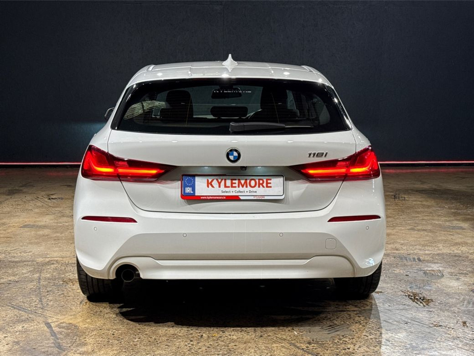 BMW 1 Series 1.5 AUTOMATIC - ALLOY WHEELS - CRUISE CONTROL - DRIVING ASSIST - ELECTRIC SEATS - REAR CAMERA - MULTI FUNCTION STEERING WHEEL — thumbnail 4