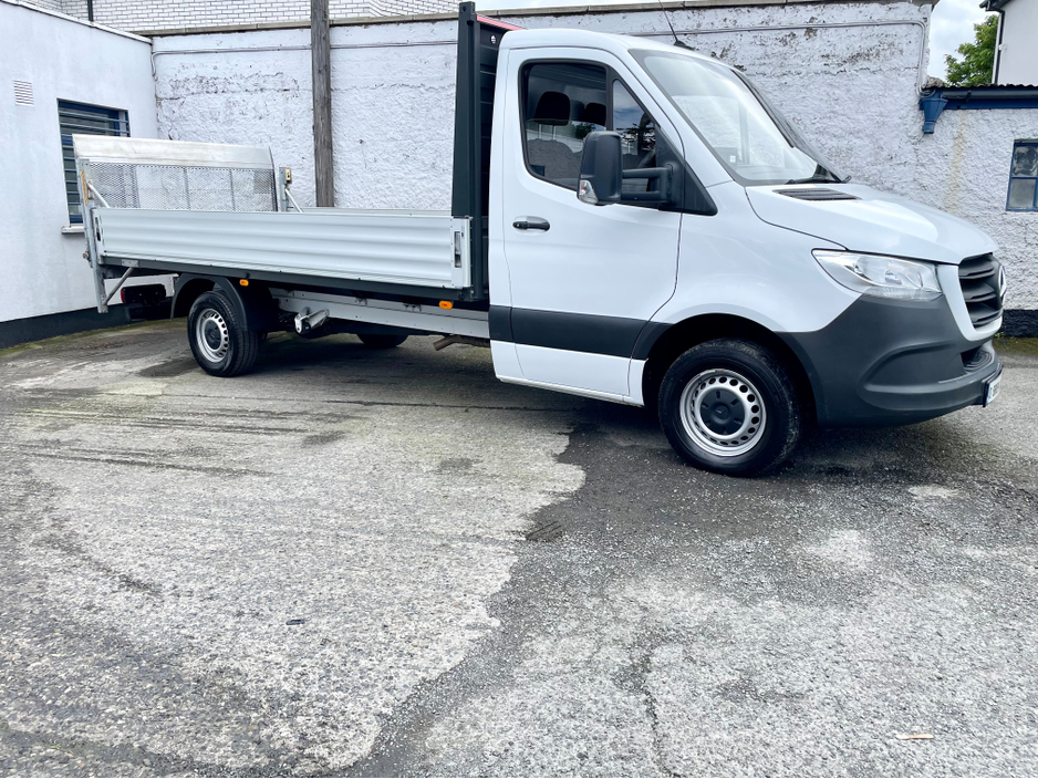 2022 Mercedes-Benz Sprinter 2L Diesel For Sale Images