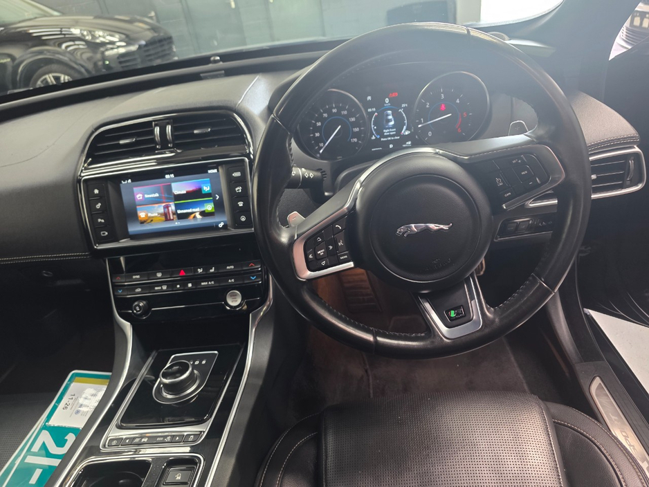 2018 Jaguar XE 2L Diesel For Sale Images