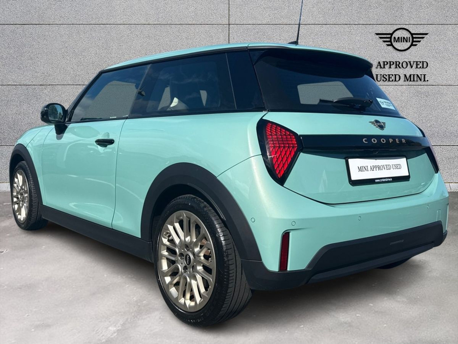 2024 MINI Hatch 1.5L Petrol For Sale Images