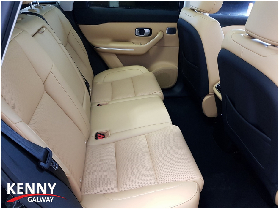 2026 Leapmotor C10 1.5L Petrol Plug-in Hybrid For Sale Images