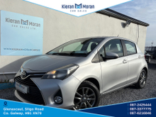 Toyota Yaris LUNA 4DR