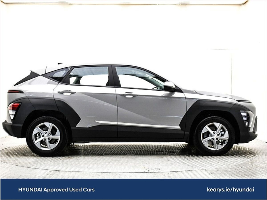 Hyundai Kona Signature Petrol Hybrid — thumbnail 14
