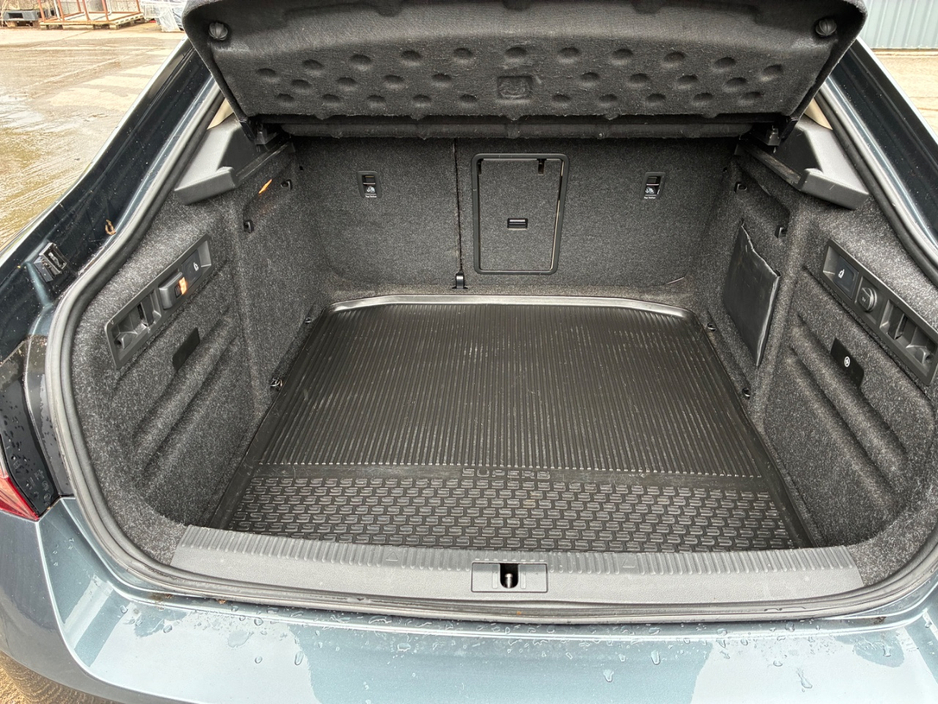 2018 Skoda Superb 2L Diesel For Sale Images
