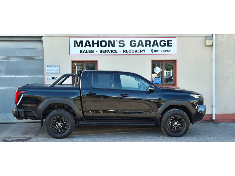 2026 Toyota Hilux 2.8L Diesel For Sale Images